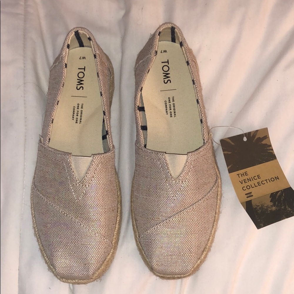 COPY - TOMS from the Venice collection size 7